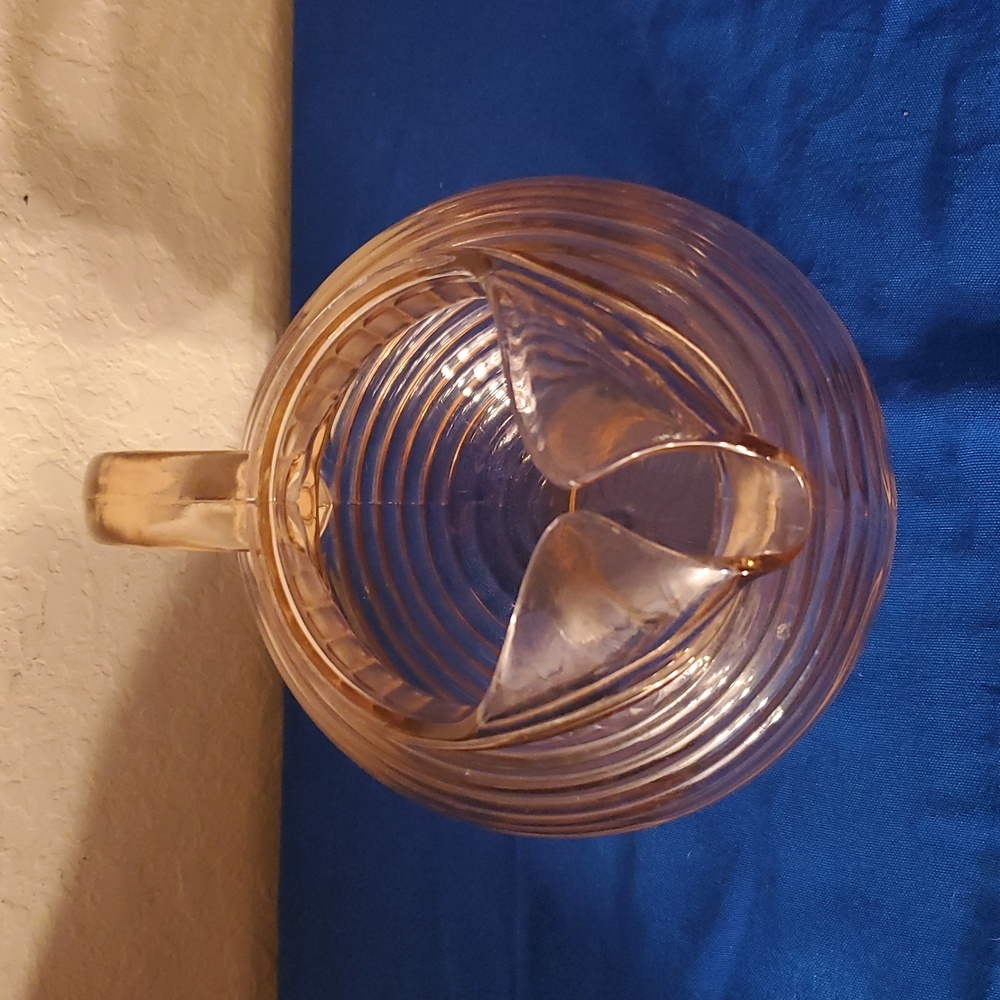 Manhattan Depression Glass Pink Water Tilt Pitcher by Anchor Hocking 80 oz. - Picture 7 of 8